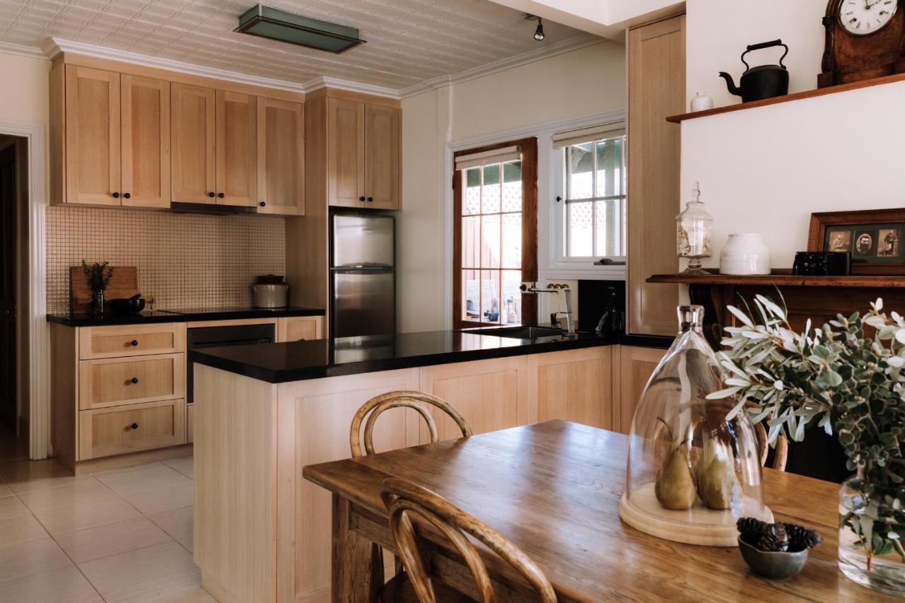 Ned Kelly'S Marlo Cottage - In The Best Beechworth Location Екстериор снимка